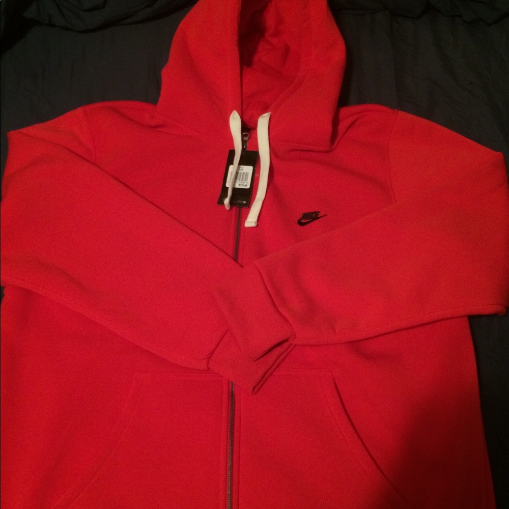 Nike jacket (NEVER WORN)